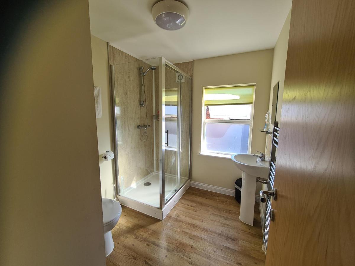 Yarmouth Apartments, Street Permit Parking, Close To Everything, Beach, Pier, Free Wifi Great Yarmouth Eksteriør billede