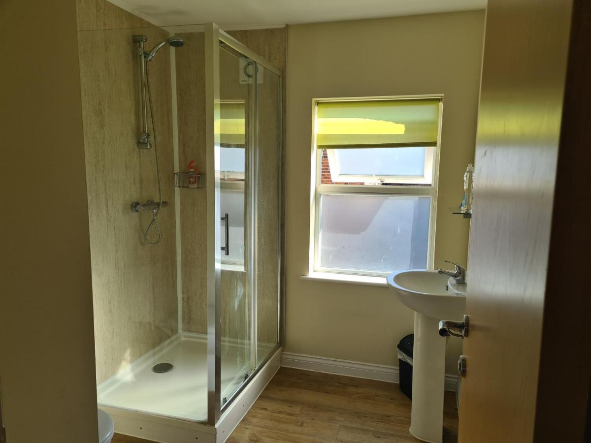 Yarmouth Apartments, Street Permit Parking, Close To Everything, Beach, Pier, Free Wifi Great Yarmouth Eksteriør billede